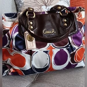 COACH EUC Signature Ashley Shoulder Bag